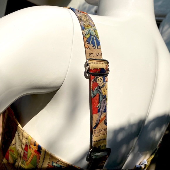 Smitten Kitten Priscilla in Return To Sender - Picture 9 of 12